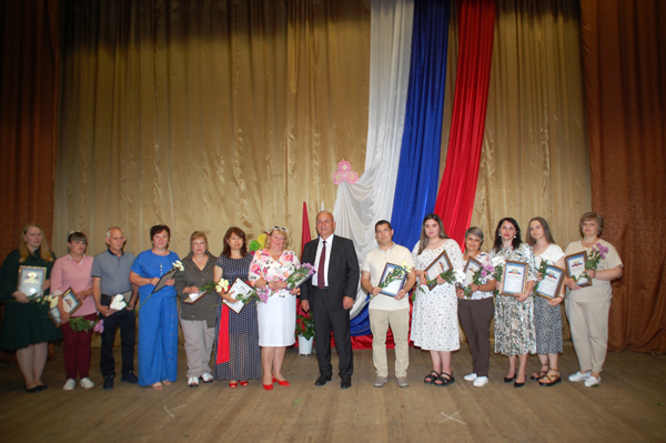 В Суражском районе состоялось торжественное мероприятие, посвященное Дню медицинского работника