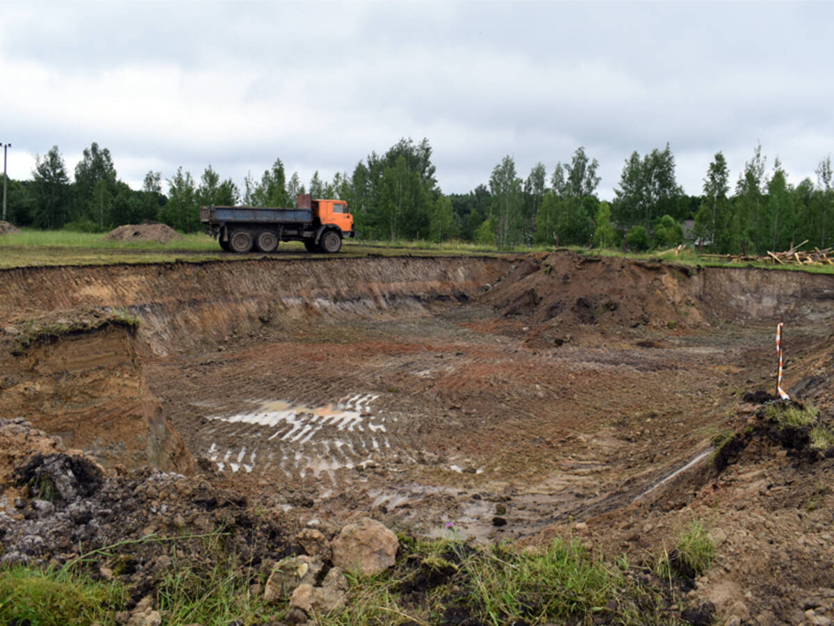 Масштабное строительство  спортивно-оздоровительного комплекса с бассейном начато в Клетне