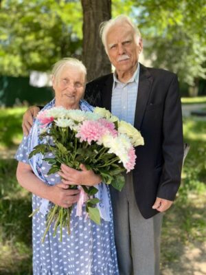 В сентябреИван Яковлевич и Антонина Федоровна Гнеденко из Брянской области отметят 65 лет совместной жизни