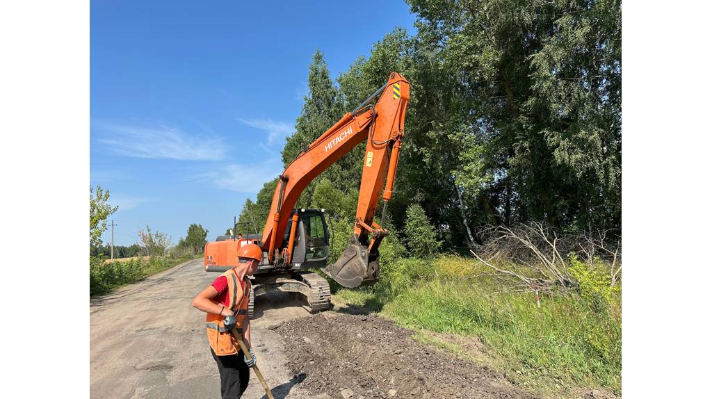 В Севском районе Брянской области идёт капитальный ремонт дороги до Заулья