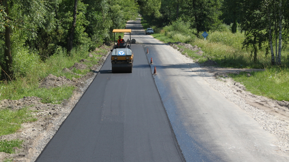 Капремонт участка дороги «Брянск-Новозыбков»-Кокино-Скуратово продолжается в Брянской области