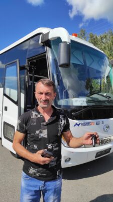 Новый автобус предали Трубчевскому ФОКу «Вымпел»