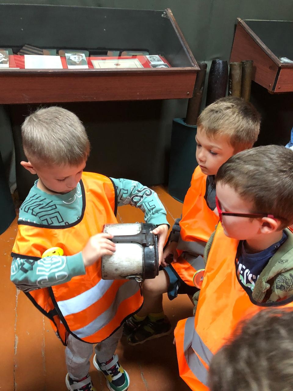 На экскурсии в Суражском краеведческом музее побывали воспитанники детского сада «Капелька»