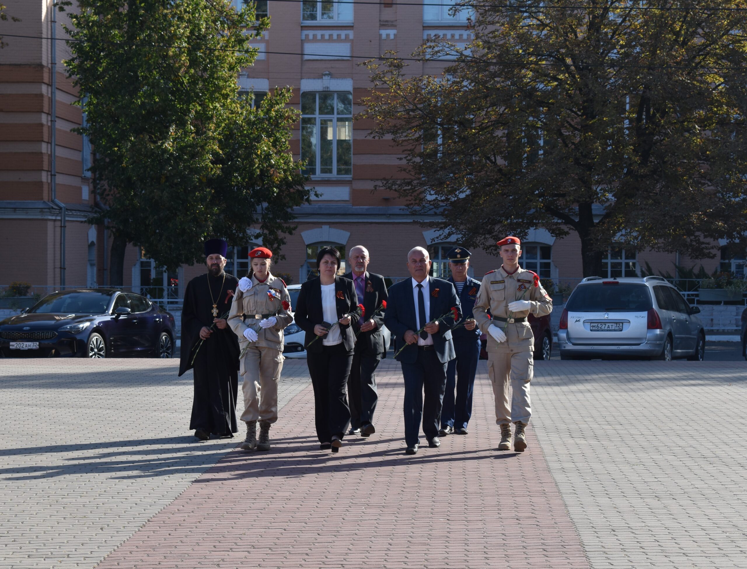 В Сураже прошла «Вахта памяти» посвященная 81-й годовщине освобождения Суражского района от немецко-фашистских захватчиков