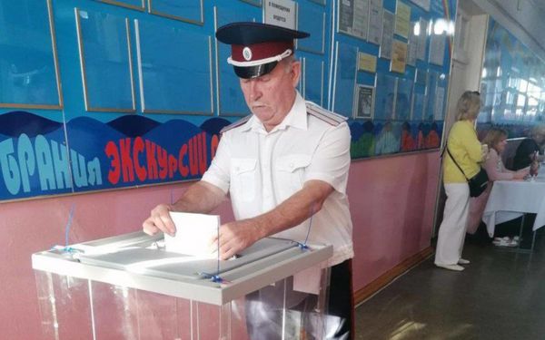 Атаман Брянского казачества Василий Игрунёв проголосовал за стабильное развитие региона