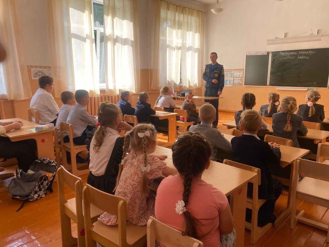 В Кулажской средней школе Суражского района прошло профилактическое мероприятие о соблюдении правил пожарной безопасности