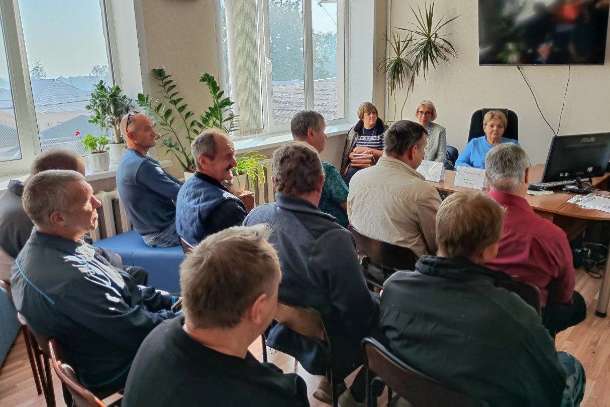 В Центре занятости Суражского района в преддверии отопительного сезона прошла ярмарка вакансий рабочих мест для операторов котельной