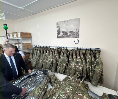 Александр Богомаз посетил Брянскую швейную фабрику