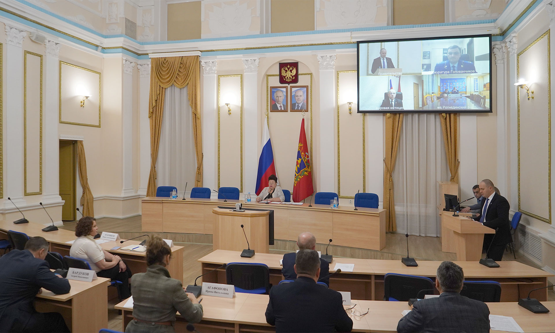 В Правительстве  Брянской области обсудили итоги работы ярмарок выходного дня по продаже сельскохозяйственной продукции на территории региона