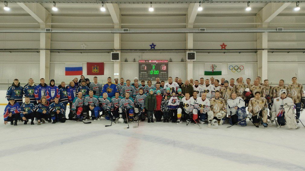 В Стародубе прошел международный турнир по хоккею на Кубок главы администрации округа