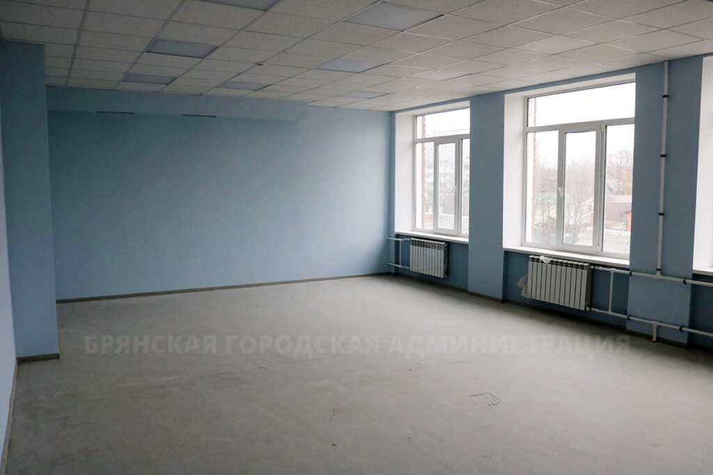 В школе №52 Брянска в разгаре капремонт