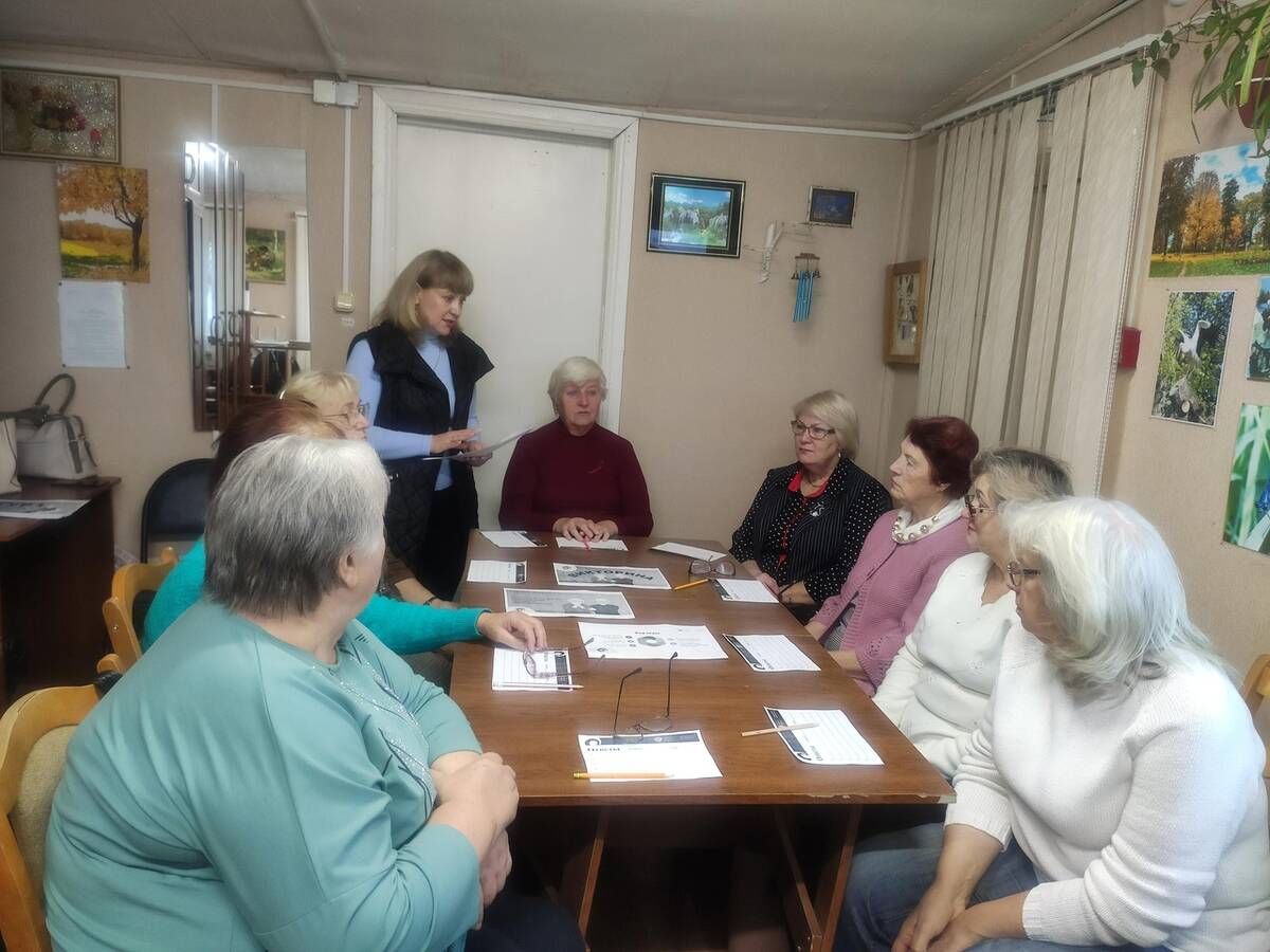 Стародубских пенсионеров обучают финансовой грамотности