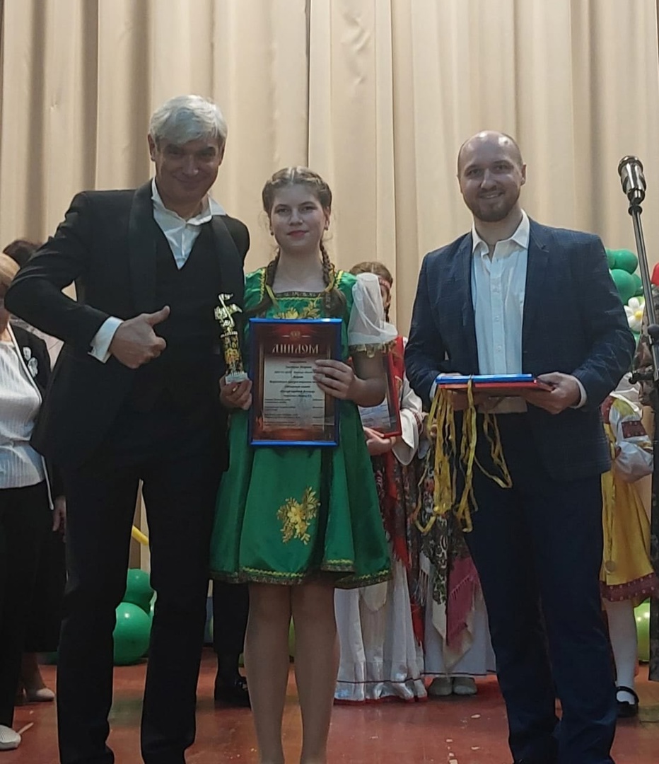 Воспитанница Суражского ЦДТ вошла в число победителей Всероссийского конкурса «Московский соловей»