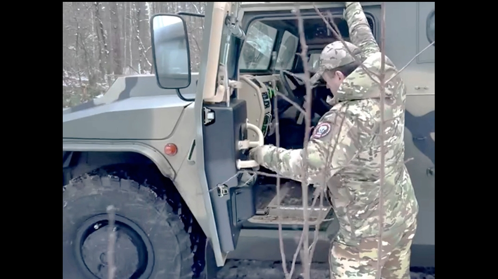 «БАРС-Брянск» получил новую бронетехнику