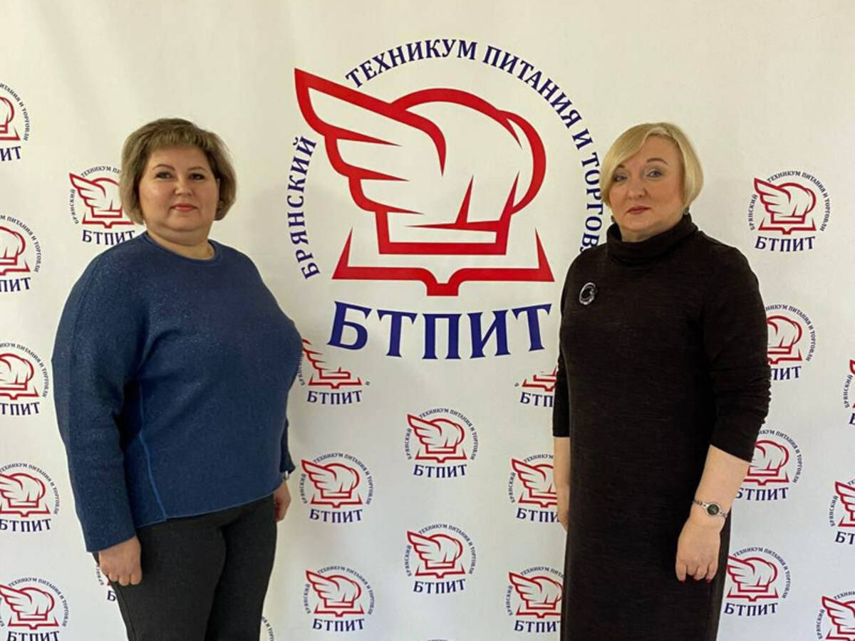 Брянские «Защитники Отечества» помогли найти работу вдове ветерана СВО