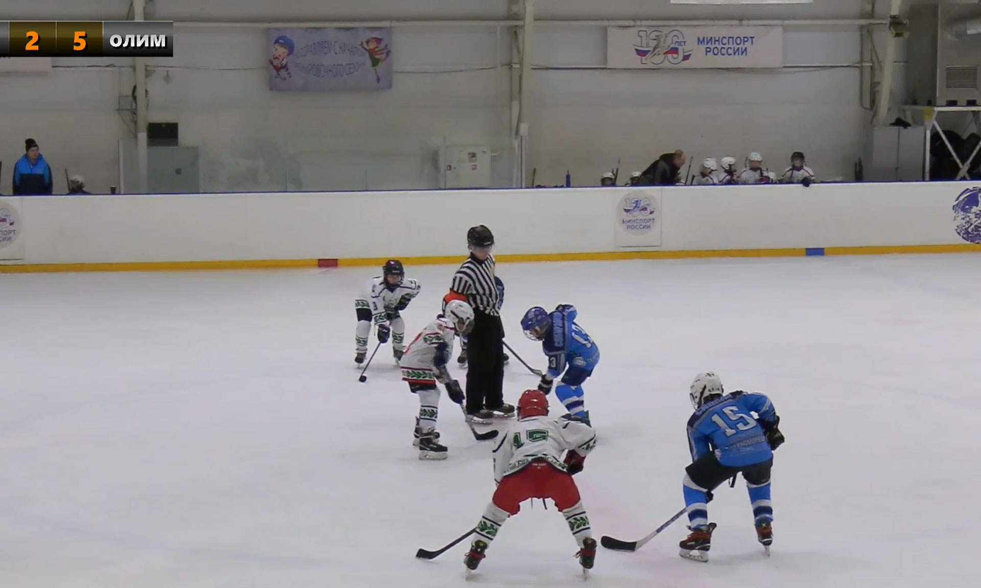 Команда юных хоккеистов «Олимп» из города Стародуб одержала верх над соперниками из команды «Черноморец» из Севастополя в рамках всероссийского турнира «Золотая шайба»