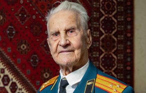 «Думаю, что я счастливый человек». История жизни 100-летнего ветерана