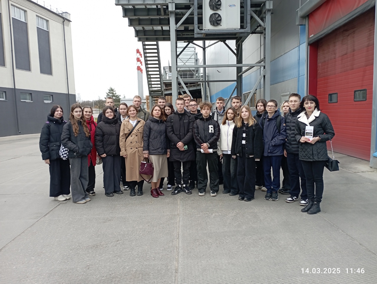 В рамках проекта «Профэкспедиция» активисты «Движения Первых» Суражской школы №3 посетили АО «Пролетарий»