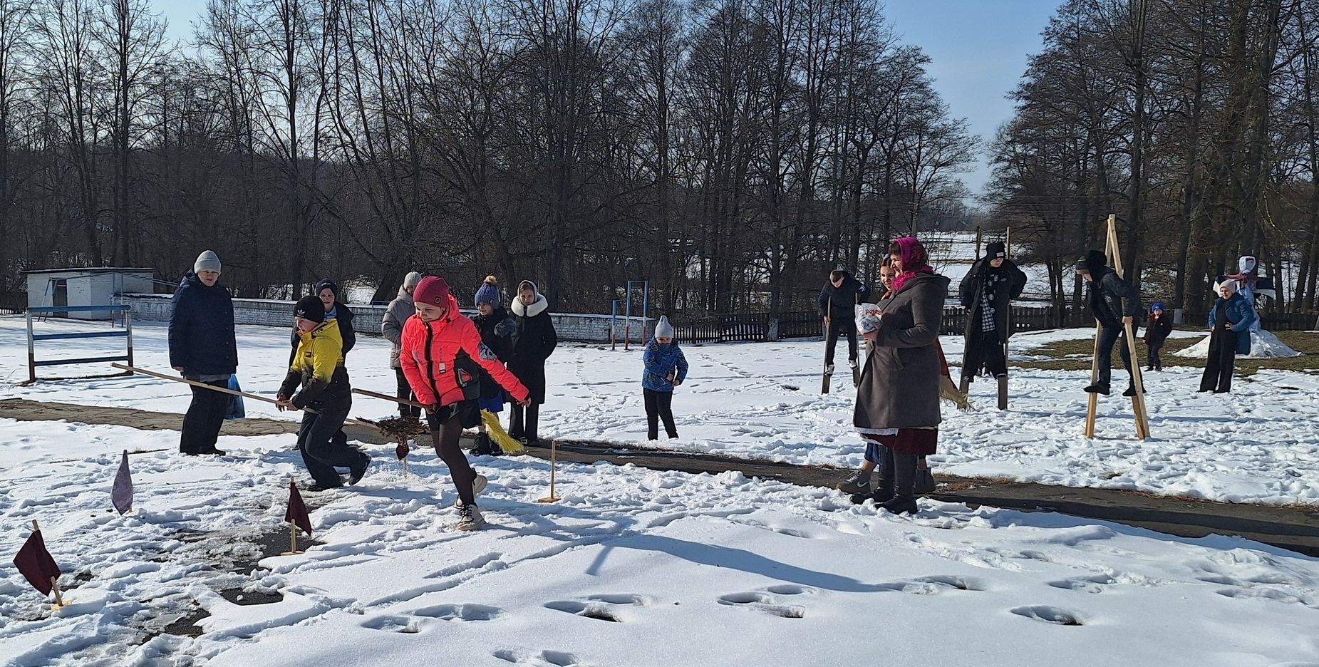 В Дубровской школе им. Н.П. Сергеенко Суражского района состоялся праздник, посвящённый проводам зимы