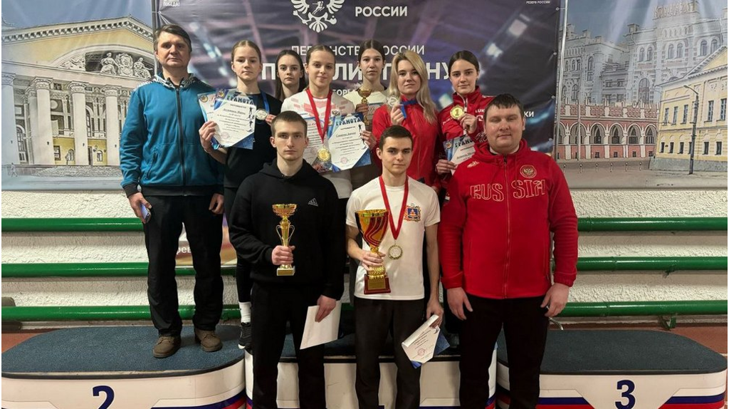 Команда из Брянской области стала победителем в соревнованиях по полиатлону на первенстве России