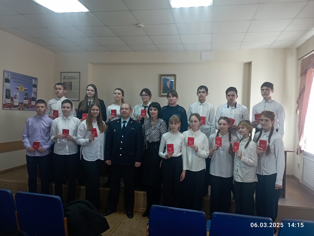 В Суражском районе прошло торжественное вручение паспортов