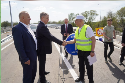 В Почепе Брянской области  через реку Судость открыли движение по новому мосту