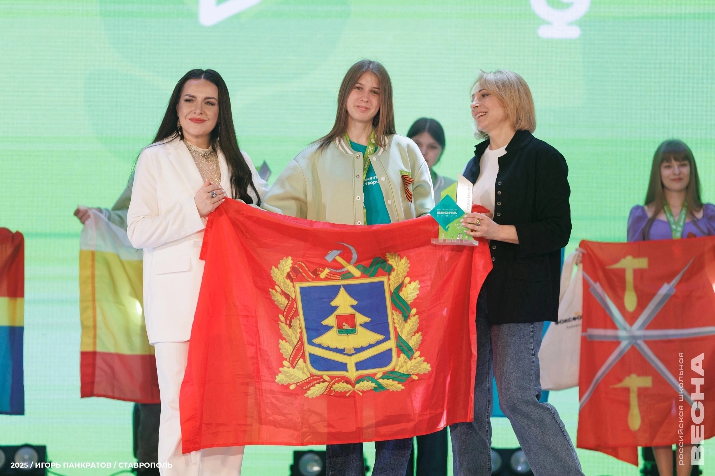 Суражанка Валерия Кобызь с блестящим успехом выступила  на Всероссийском фестивале «Российская школьная весна» 2025