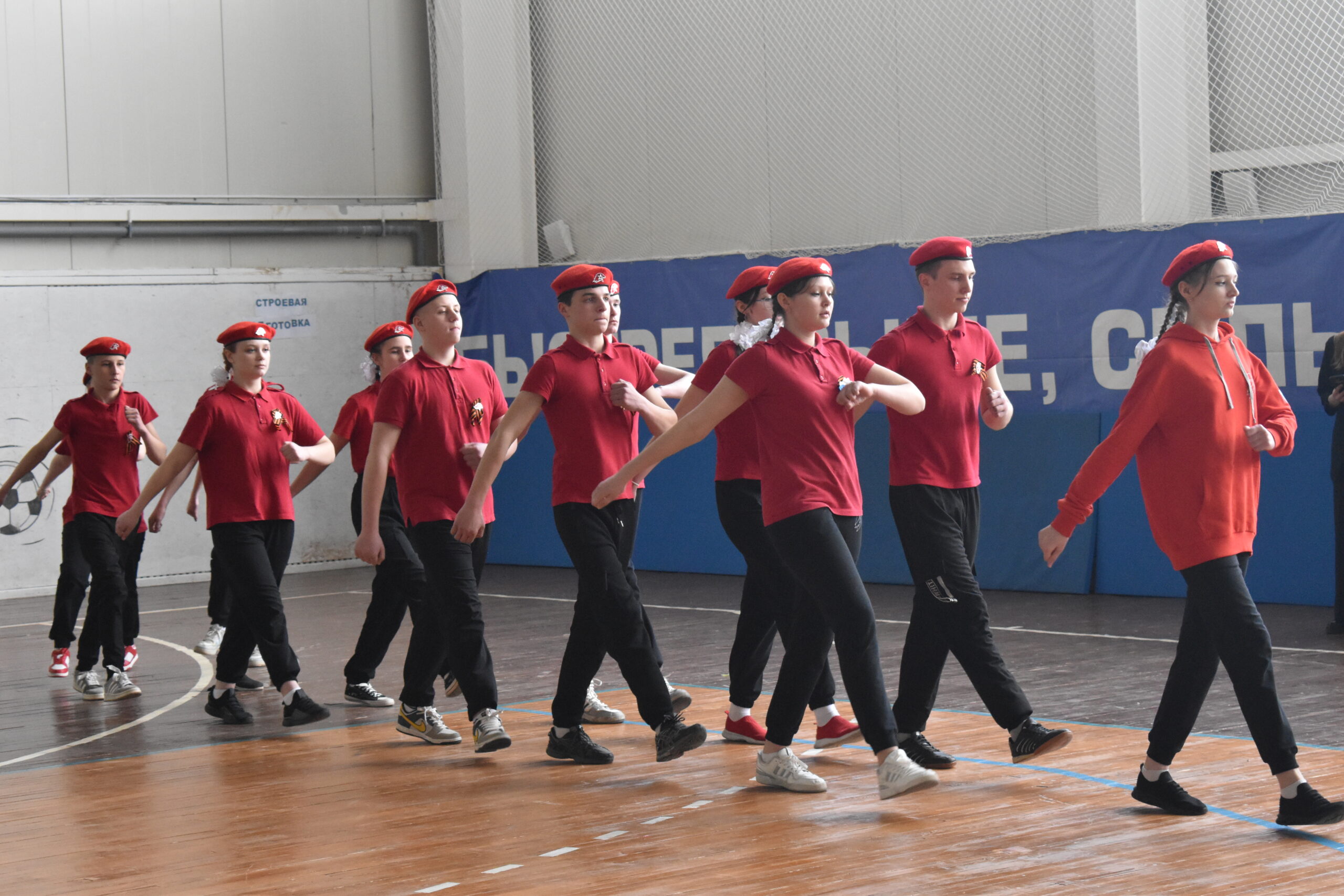 Муниципальный этап военно-патриотической игры «Зарница 2.0» состоялся в Суражском районе