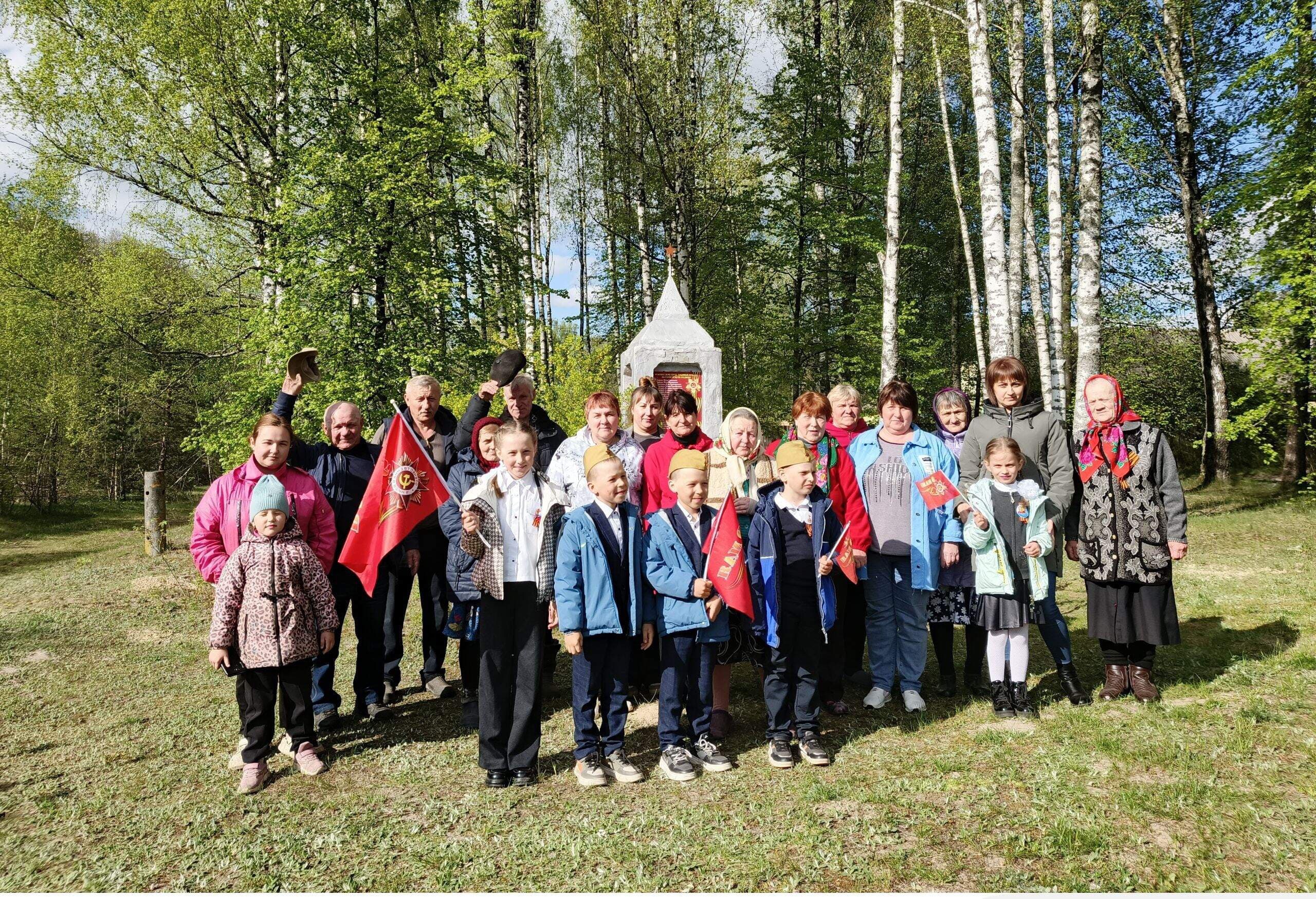 В Глуховке Суражского района прошло патриотическое мероприятие «Пусть поколения помнят»