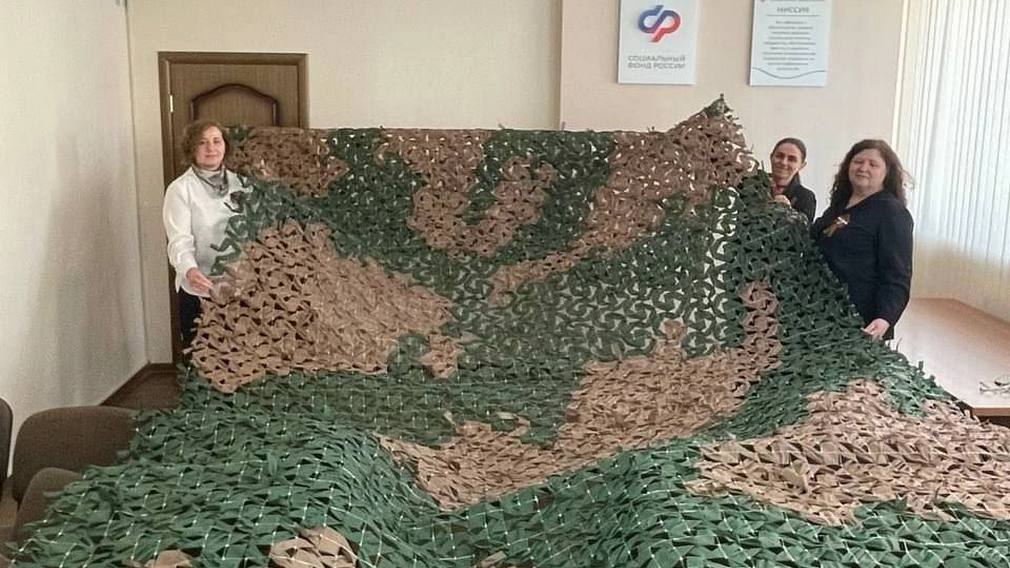 Брянские волонтеры передали продукты и медикаменты в Луганскую область