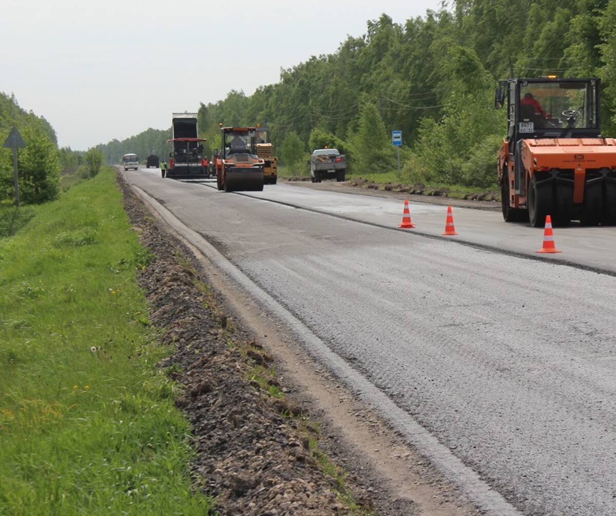 В соответствии с государственной программой, осуществляется обновление трассы, которая связывает Украину и Суземку