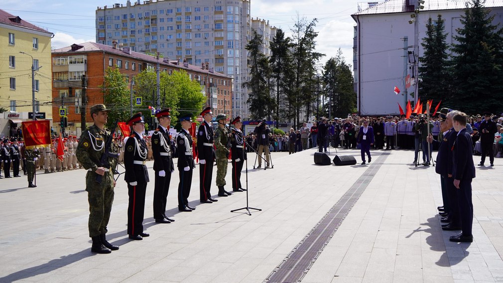 В Брянске будущие защитники Родины поклялись в верности ветеранам