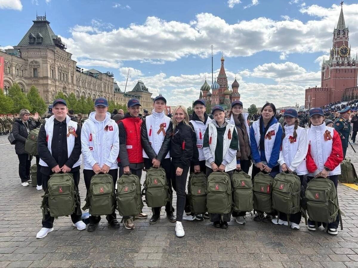 Учащийся Брянского аграрного техникума принял участие в торжественном шествии в честь Дня Победы в столице