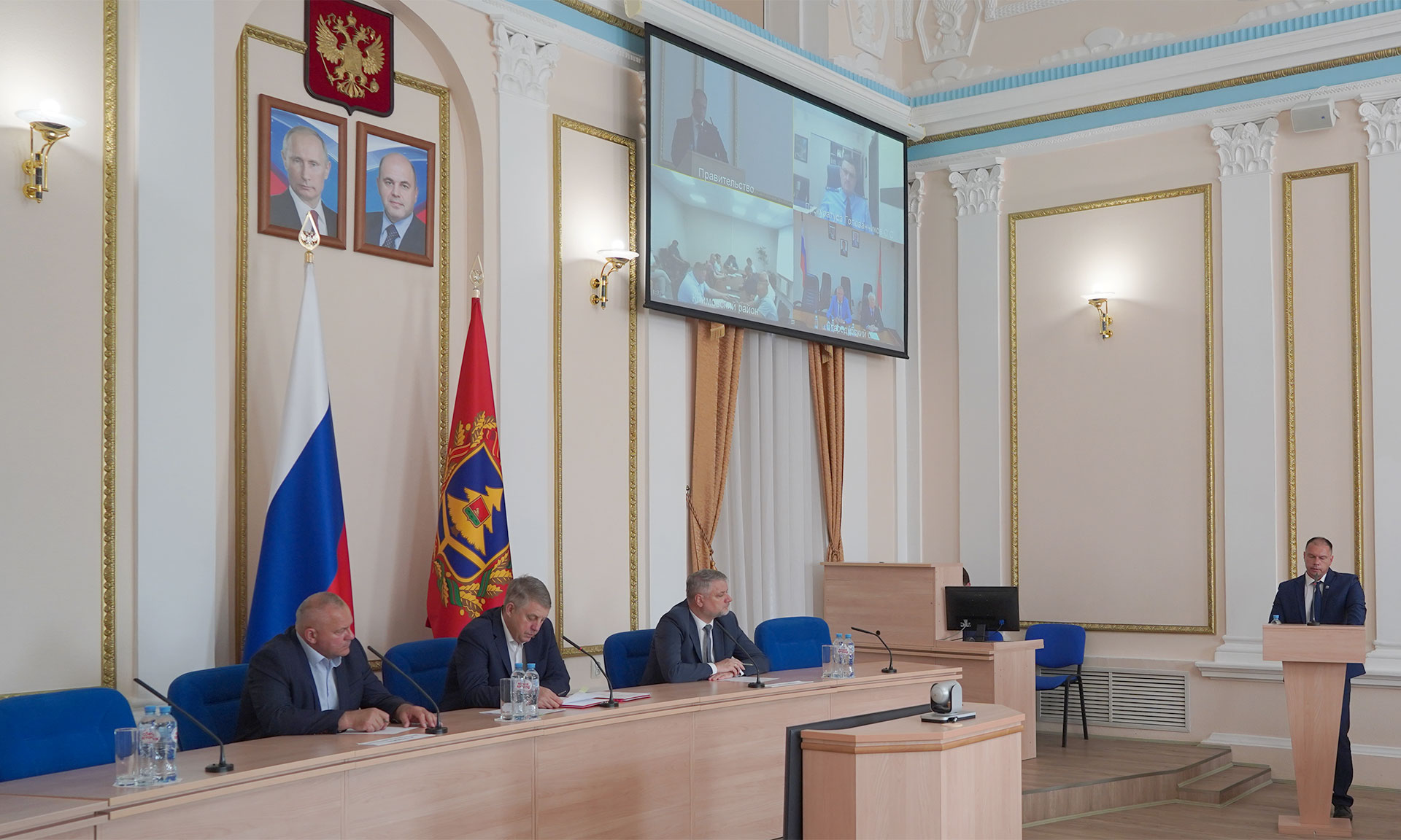 В областном Правительстве обсудили реализацию региональных проектов в сфере образования и культуры