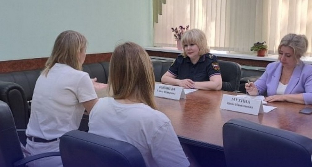 Главный пристав Брянской области и детский омбудсмен провели прием граждан