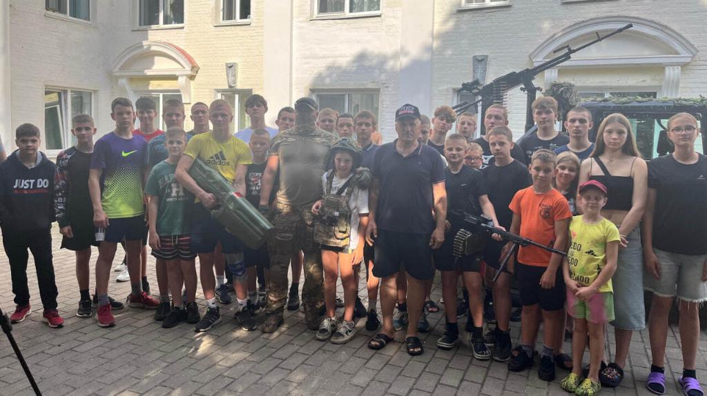 Спортсмены встретились с бойцами отряда «БАРС-Брянск»