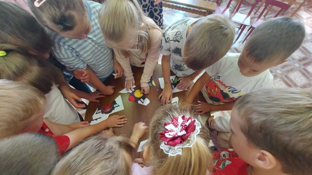 В Суражской городской детской библиотеке прошел урок безопасности «Внимание! Операция Каникулы!»