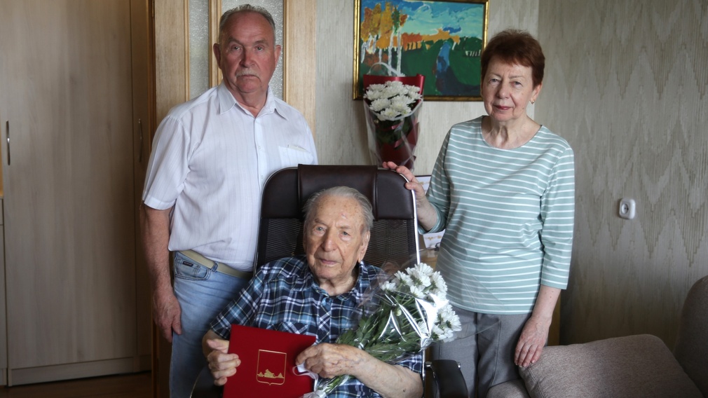 103-летие отмечает брянский ветеран Владимир Ильич Александров  