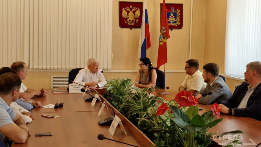 Ева Меркачева, член совета при Президенте Российской Федерации, встретилась с представителями Общественной палаты Брянской области