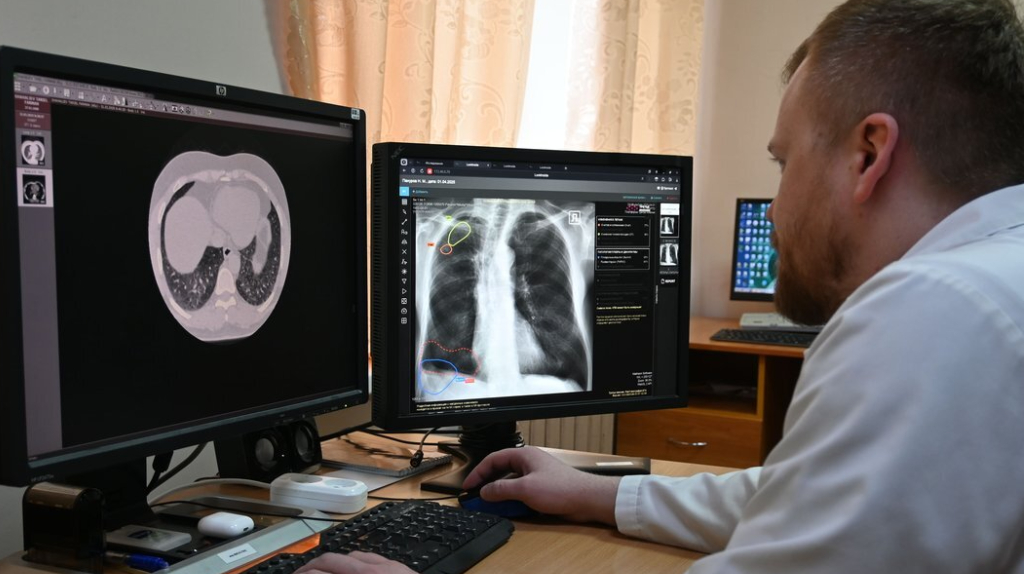 Брянские врачи получили цифрового ассистента