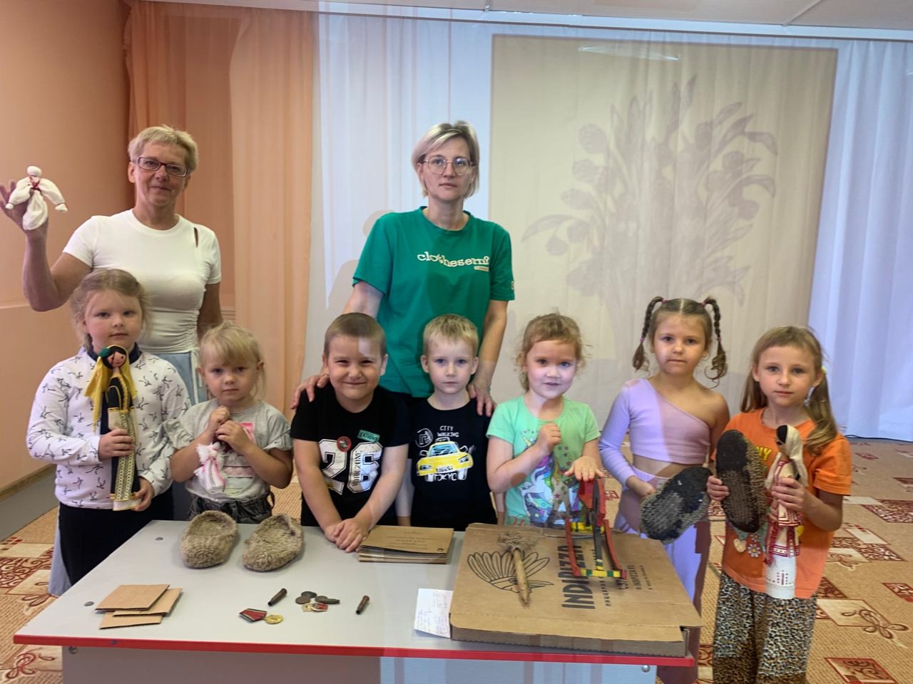 Экскурсию «Сураж — город, в котором я живу» провели в День освобождения Брянщины от немецко-фашистских захватчиков для ребят из детского сада «Аистенок»