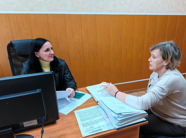 Специалисты службы занятости регулярно взаимодействуют с работодателями, организуя совместные мероприятия