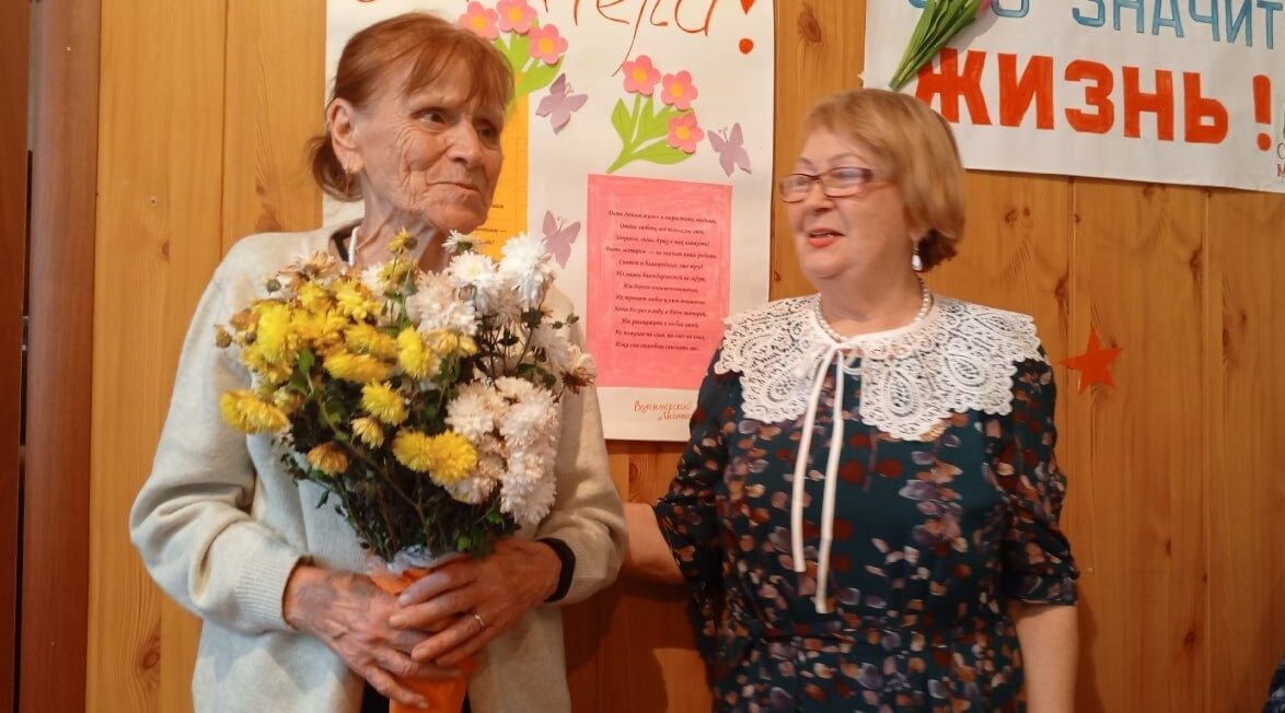 В клубе интересных встреч Совета ветеранов прошло мероприятие «Мама – это значит жизнь»