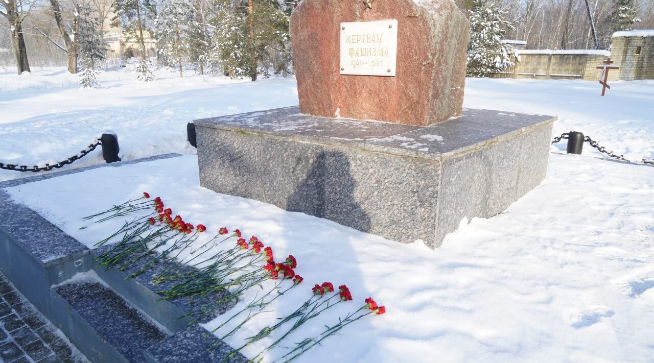 В Брянске обсудили реализацию проекта мемориального комплекса «Дулаг-142»