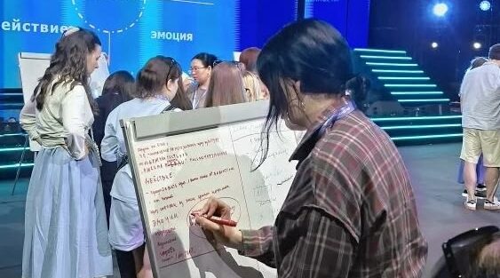 Волонтеры культуры Брянской области принимают участие в работе Летней школы «Таврида.АРТ»