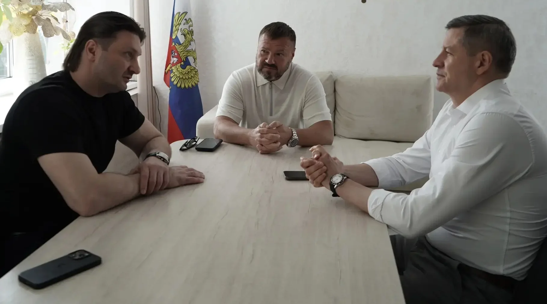 Егор Ковальчук встретился с Сергеем Беляковым и Эдгардом Запашным
