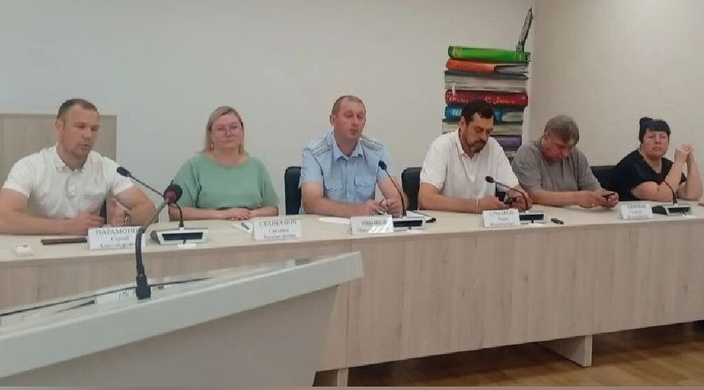 В Брянской области обсудили профилактику наркозависимости среди подростков