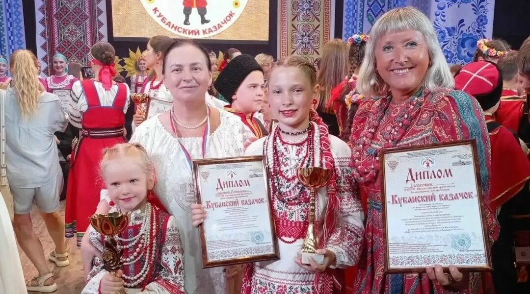 Ансамбль «Зарянка» успешно представил Брянщину  на XXVIII Всероссийском фестивале