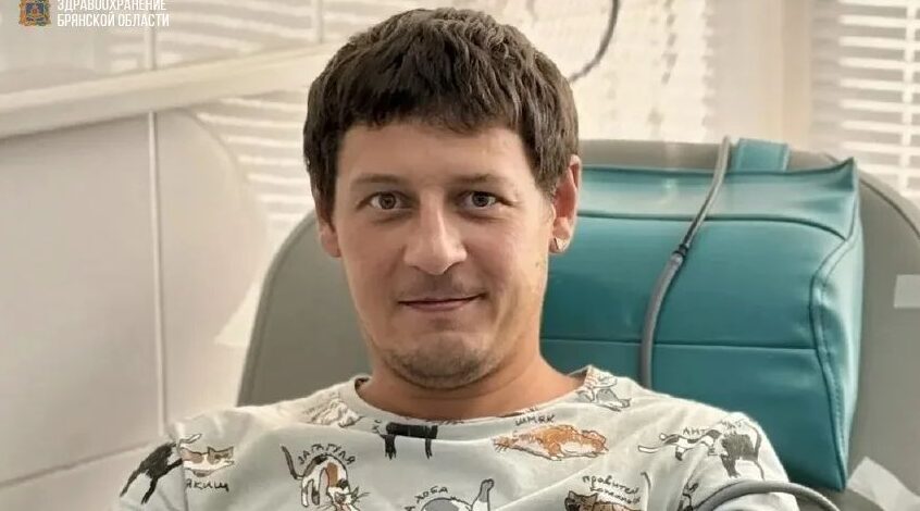 Максим Иваныкин стал «Почётным донором России» прямо во время донации