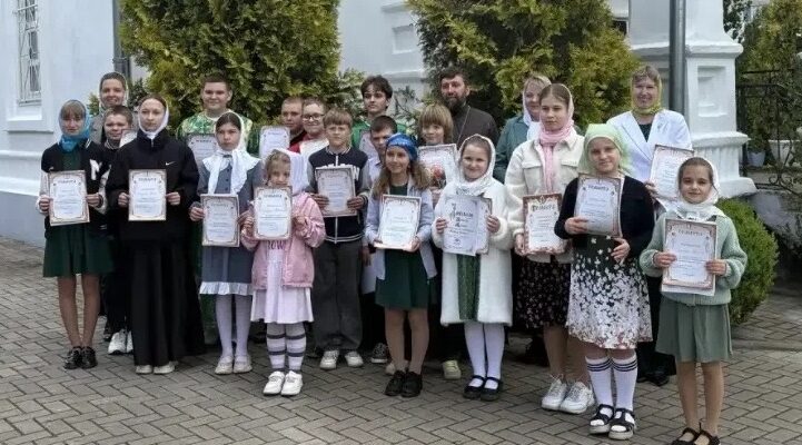В воскресной школе при храме Благовещения г. Суража начался новый учебный год